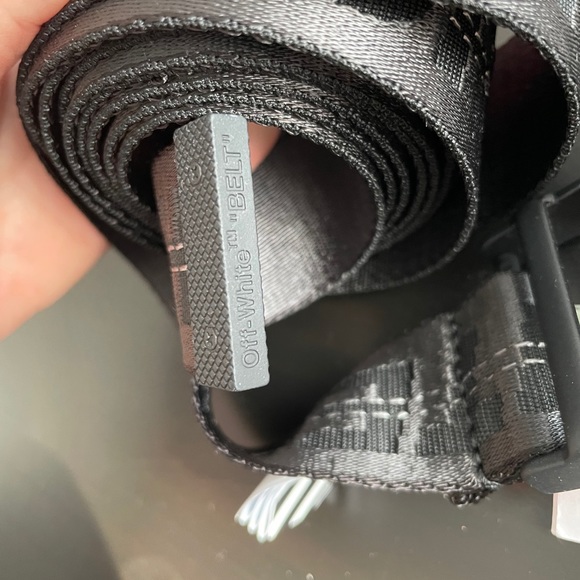 Off-white industrial belt - Picture 6 of 11